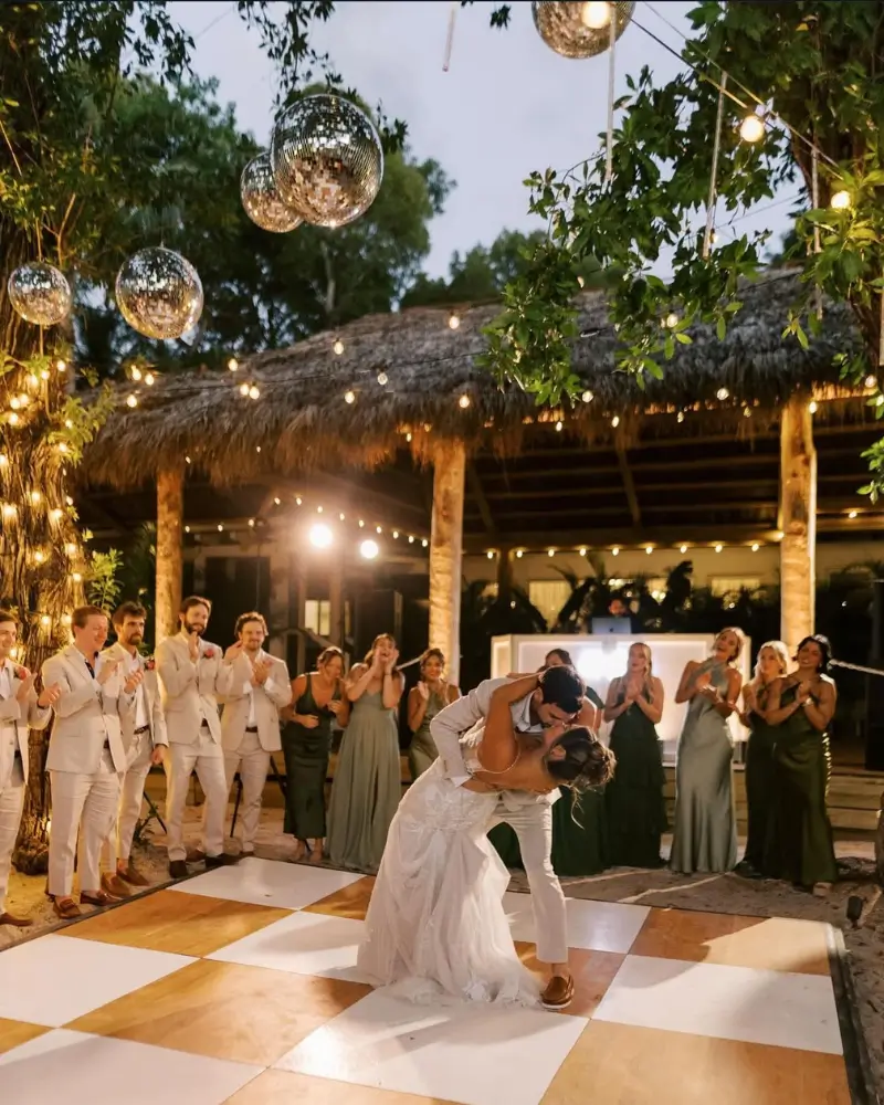 Entertainment Ideas That Keep the Party Going