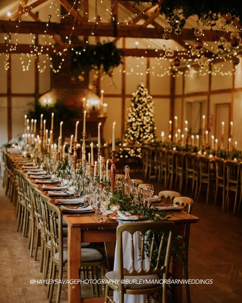 Reception Décor Candlelight, Metallics, and Celebration Energy