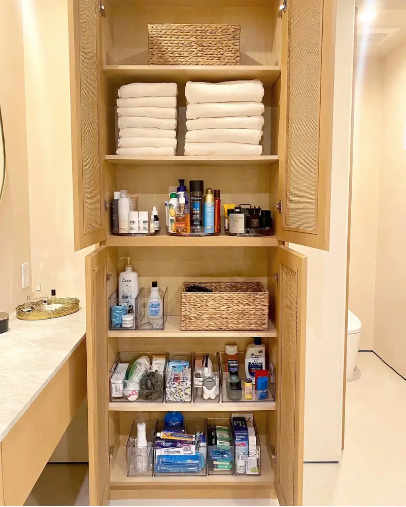 Bathroom Reset (Declutter Products and Create Zones)
